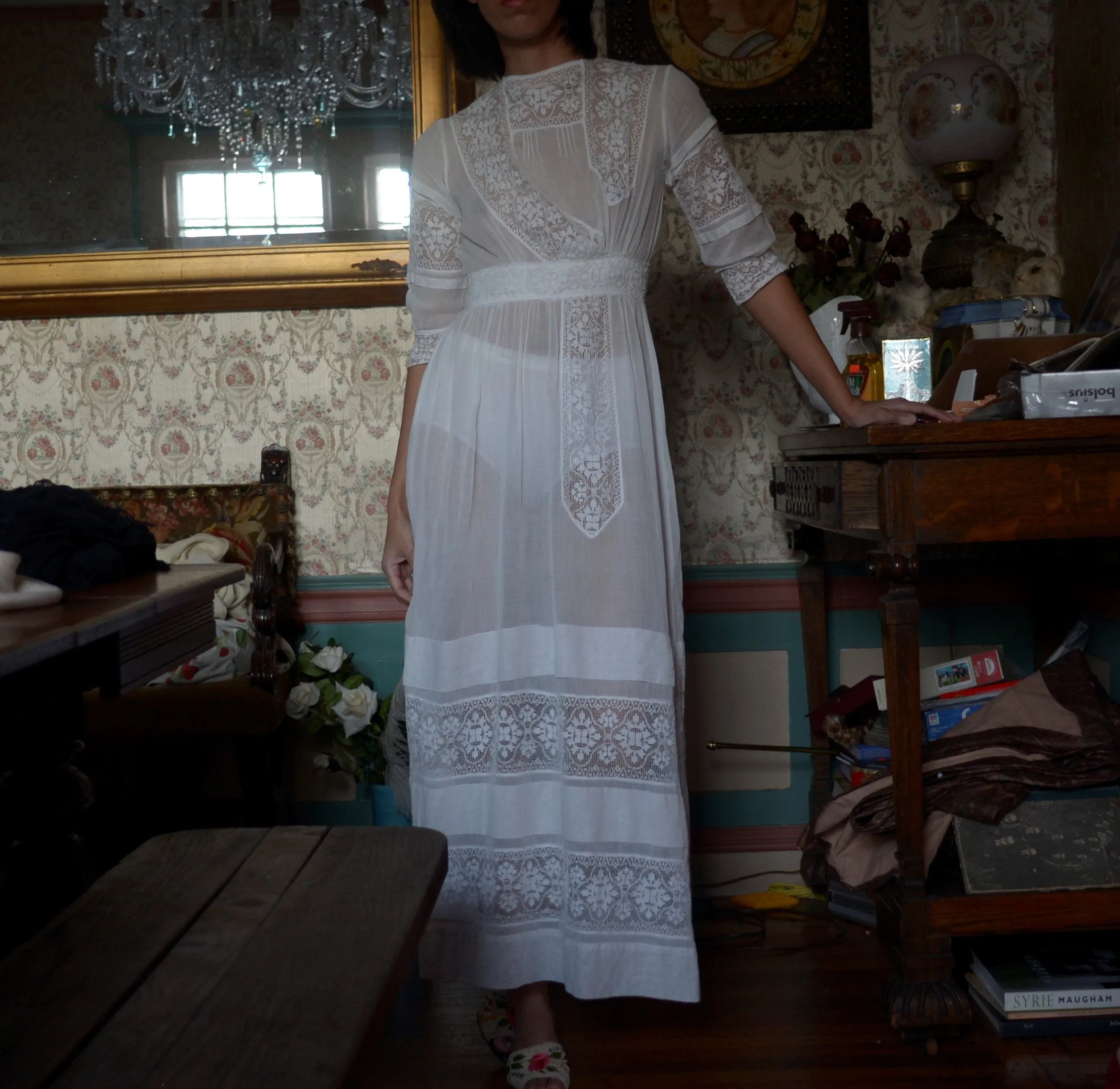 Antique Edwardian sheer cotton and fillet lace lawn dress // x-small, small