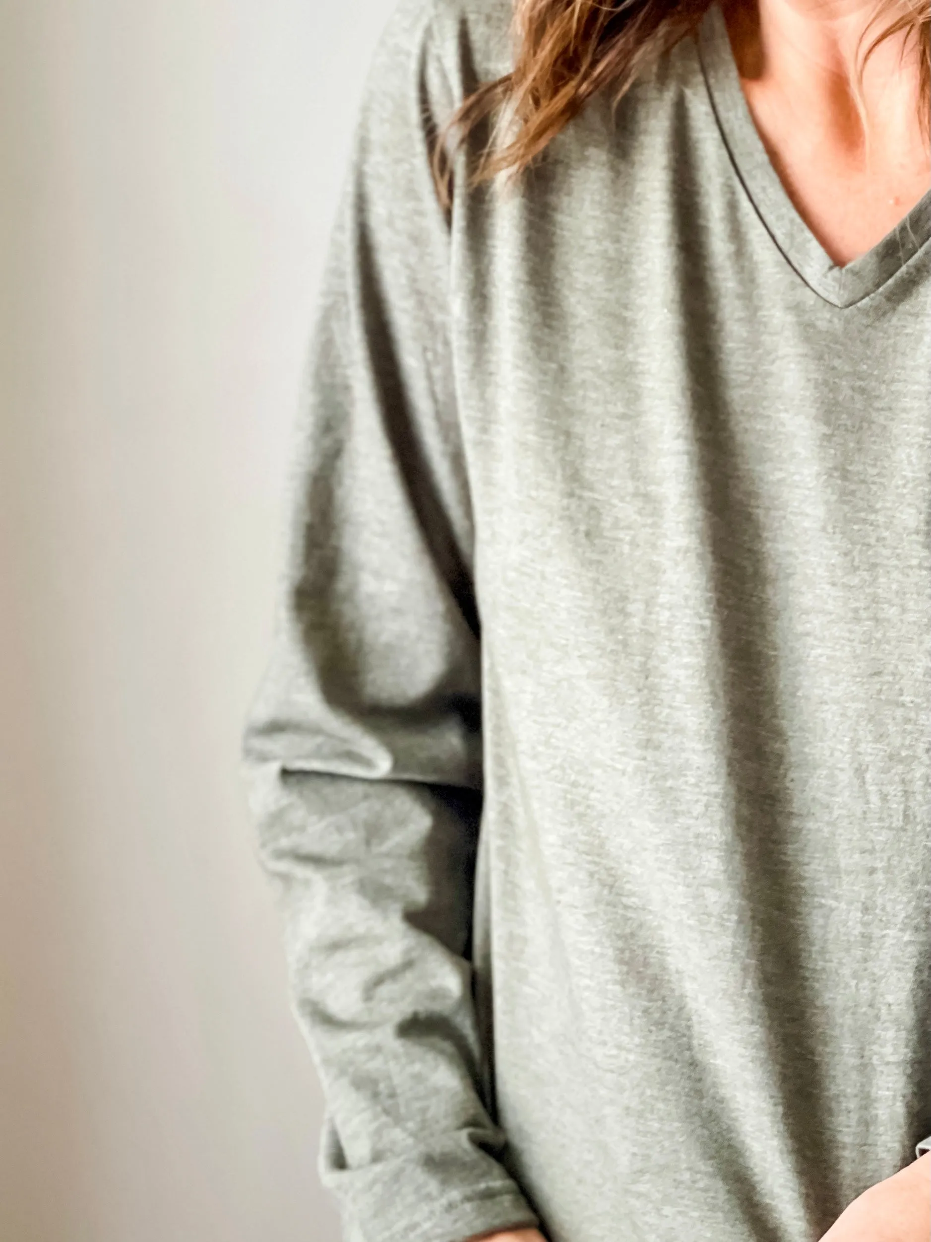 Long Sleeve V-Neck Knit Top - Military Green