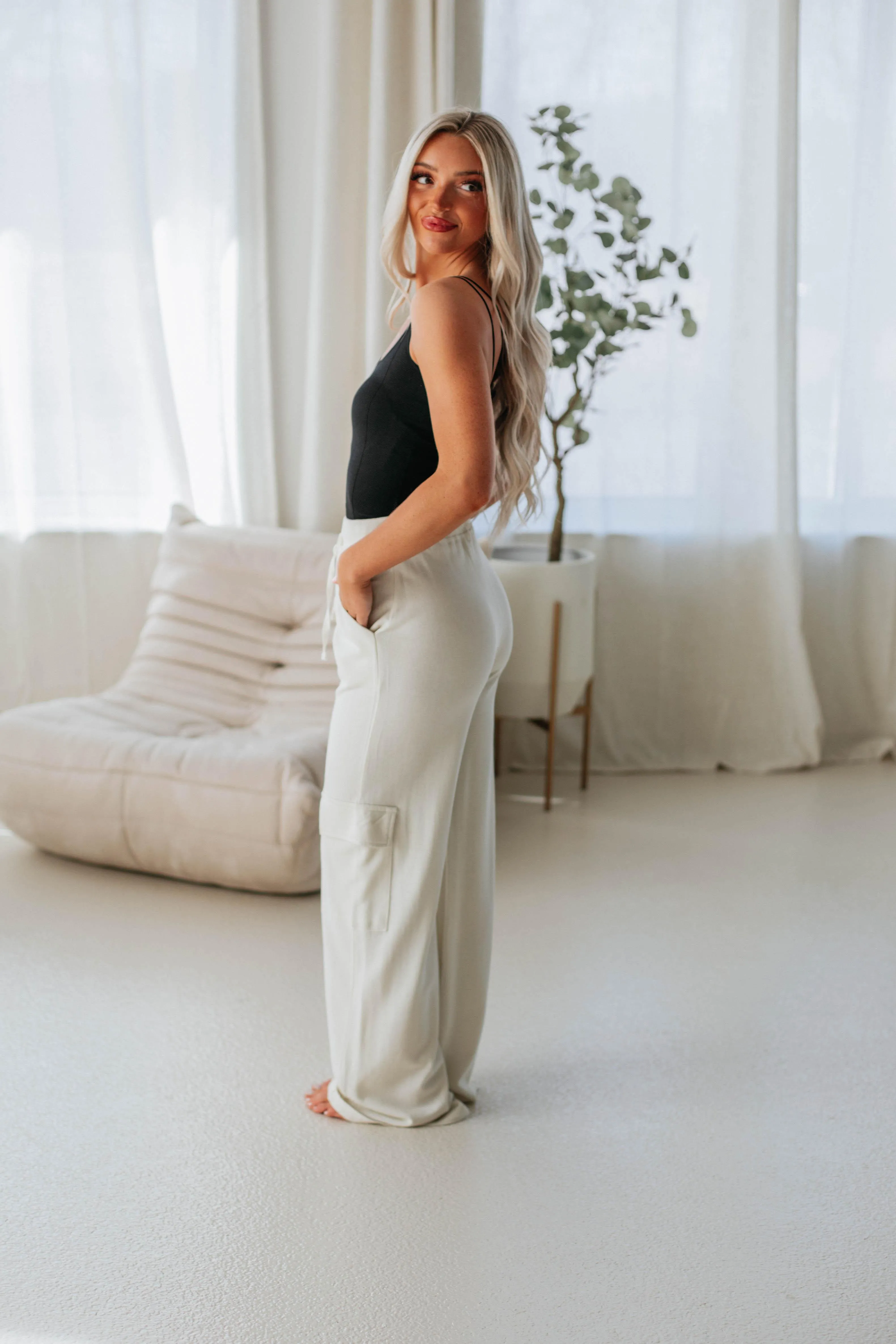 Merritt Lounge Cargo Pants - Natural