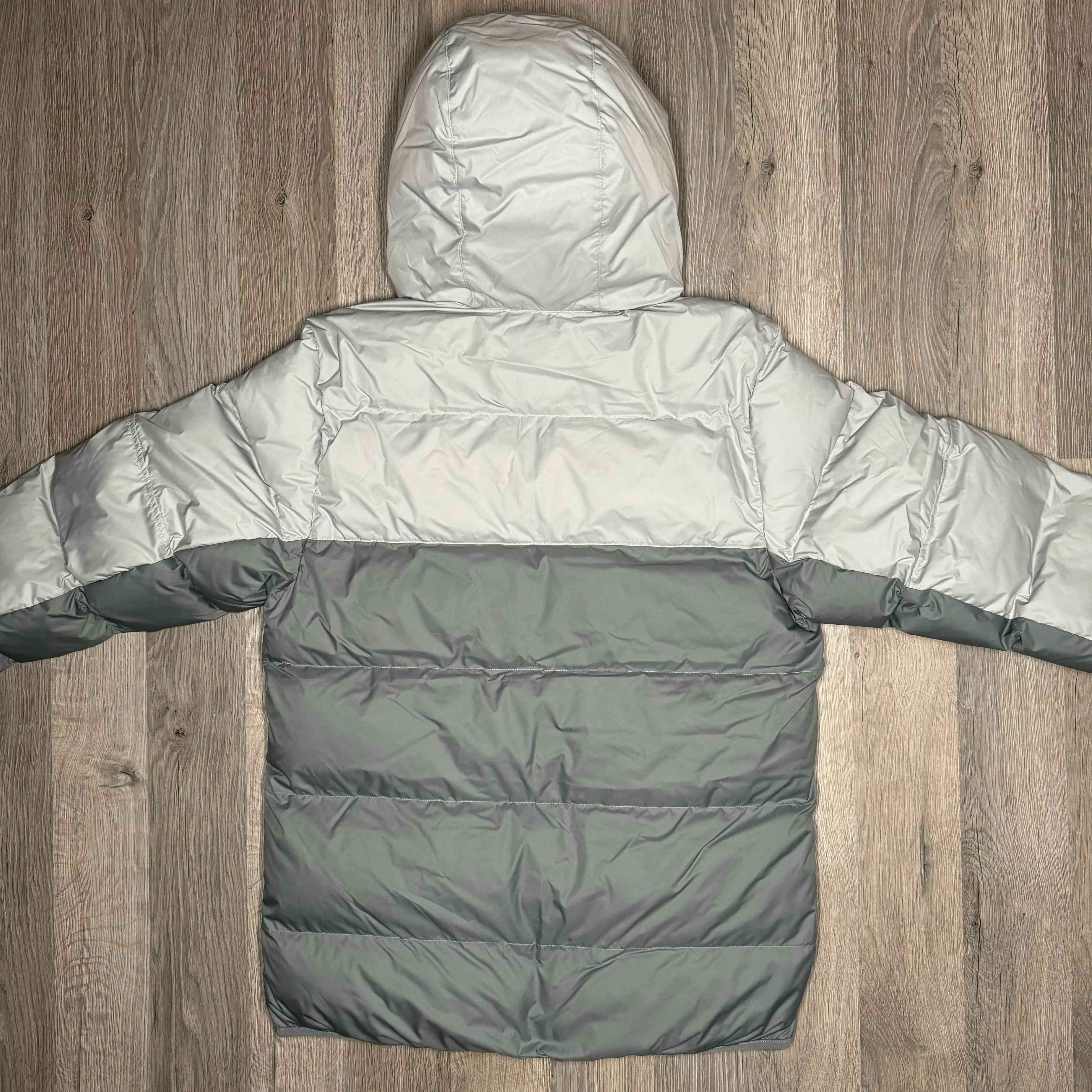 Nike Primaloft Puffer Jacket Grey