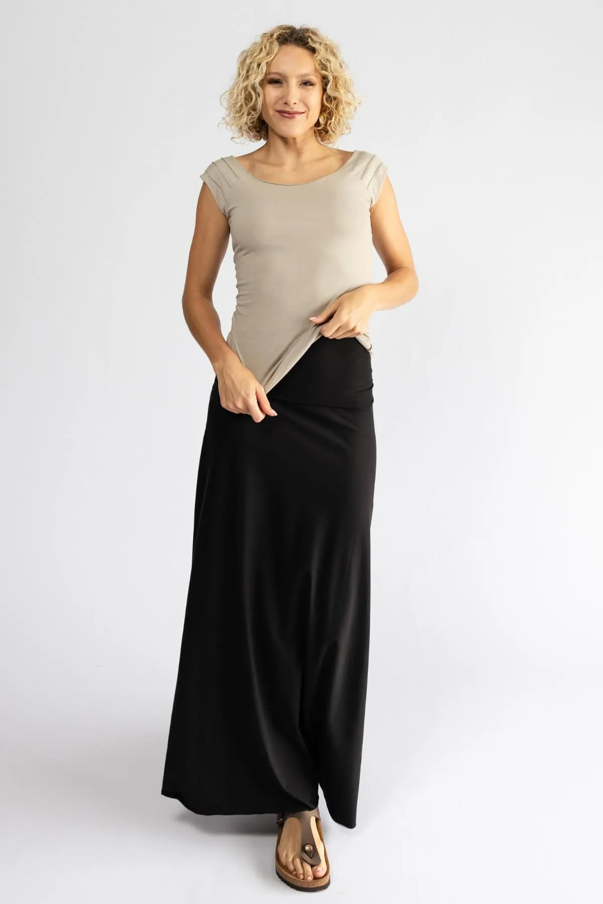 Sonder Skirt