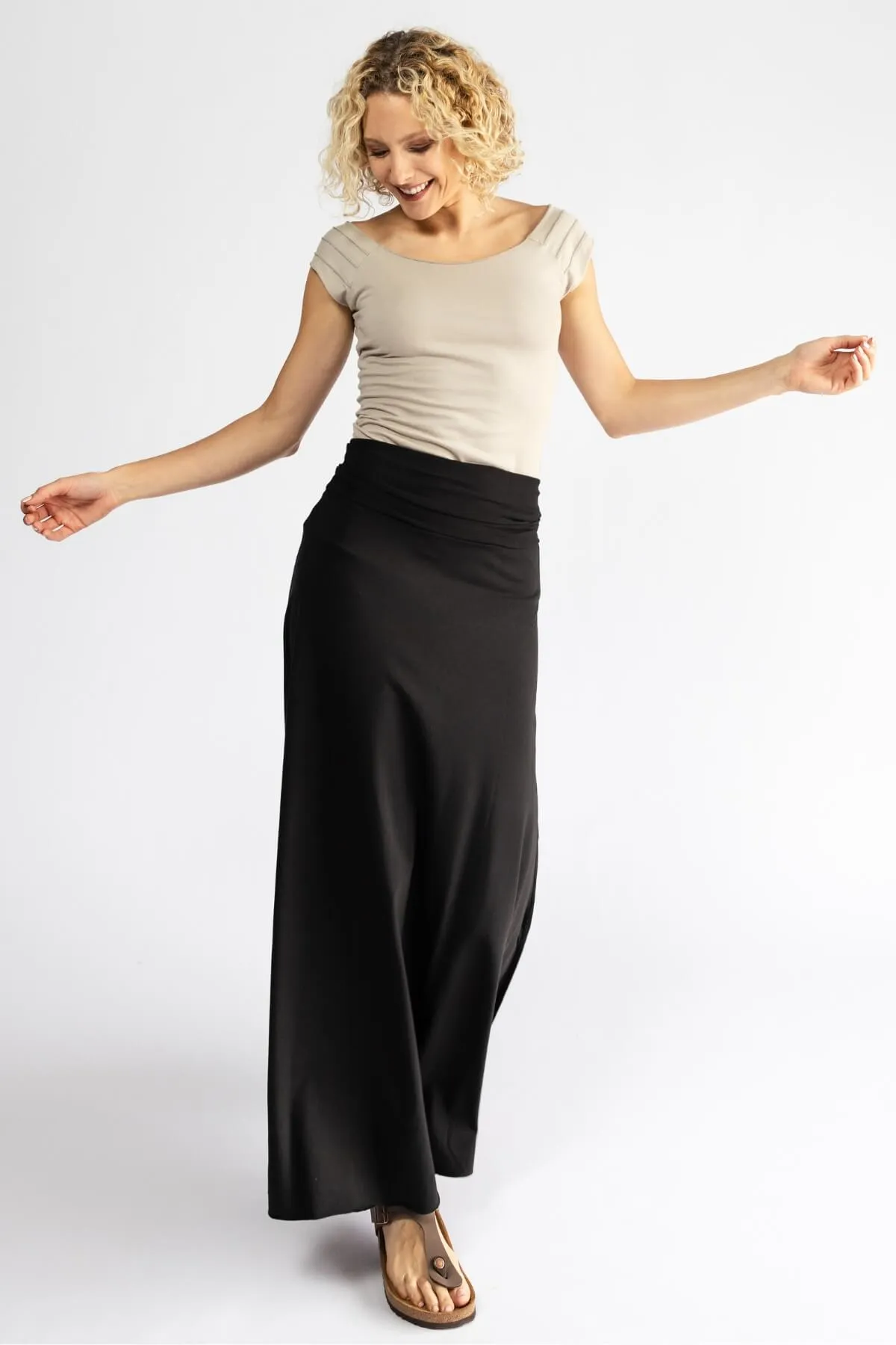 Sonder Skirt