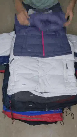 The North Face Puffer Jacket 700 & 700 Pro, 20 Units Incl. Submit Series, Hyvent, Retro Nuptse.